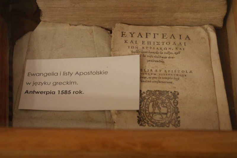 Ewangelia i Listy Apostolskie 1585 r.